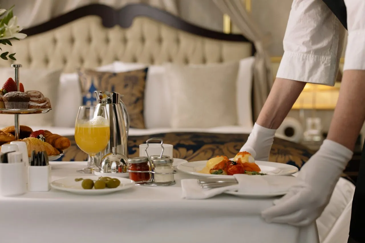 Premium in-room dining service